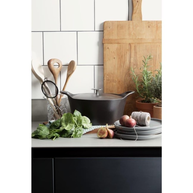 Чугунена тенджера черна ф25см 3,4л - Cuisinox - Volcan
