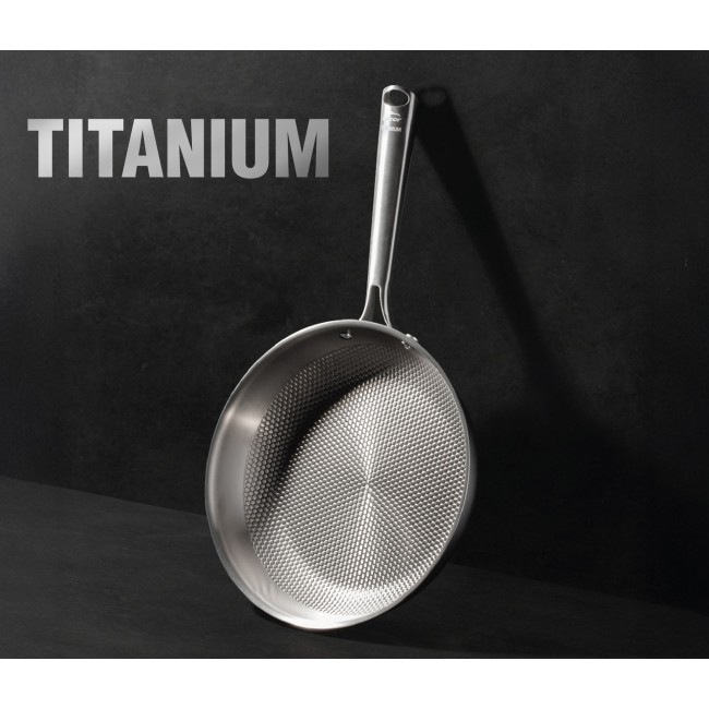 Титаниев тиган, трислоен, незалепващ, ф20-15,5см, h5,5см, 2,3мм, TitanGrill – Lacor