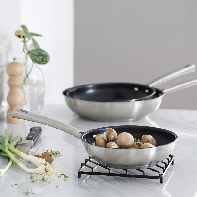 Иноксов тиган с незалепващо поктирите, 18/10, ф20см, h5,5см, FOODIE – Lacor