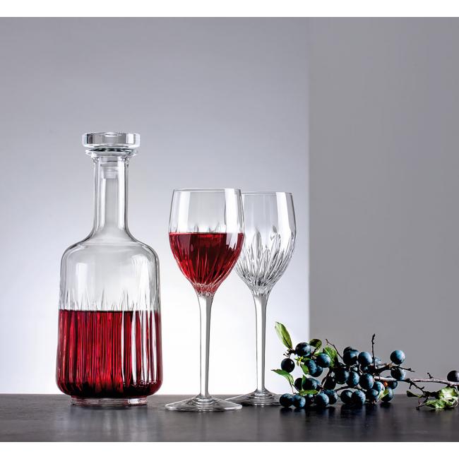 Стъклена чаша за червено вино 