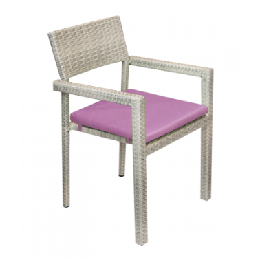 Ратанов стол с подлакътник и лилава възглавница - PVC алуминиева рамка (GG-C341) ГР - Horecano